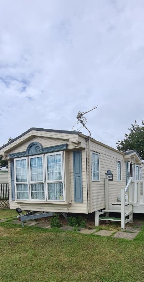 Caravan 6 Berth Hotel Ingoldmells Exterior photo